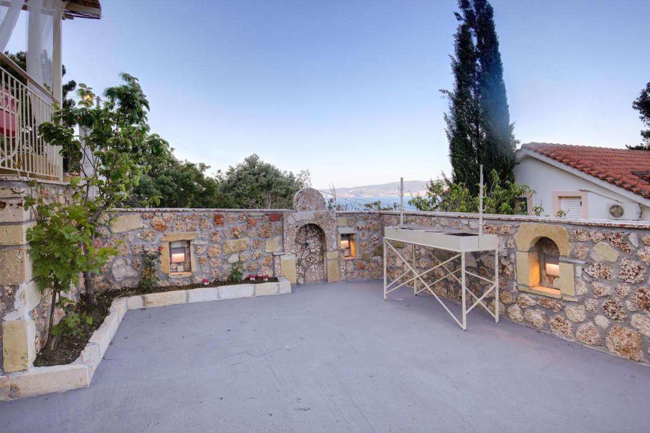 Villa Irene Zola Екстер'єр фото